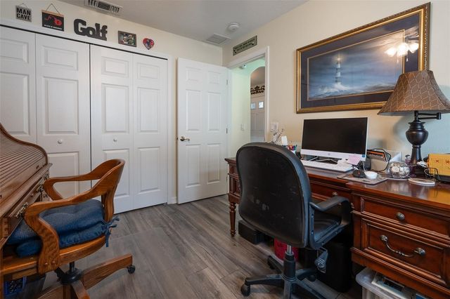 15831 SW 16TH AVENUE ROAD, Ocala, FL 34473