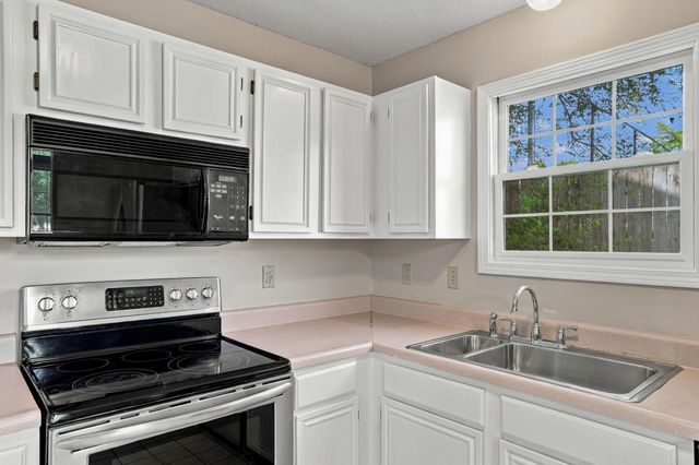 4603 BRANDON WOODS ST, Columbia, MO 65203
