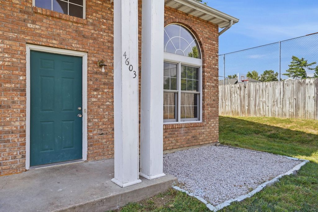 4603 BRANDON WOODS ST, Columbia, MO 65203