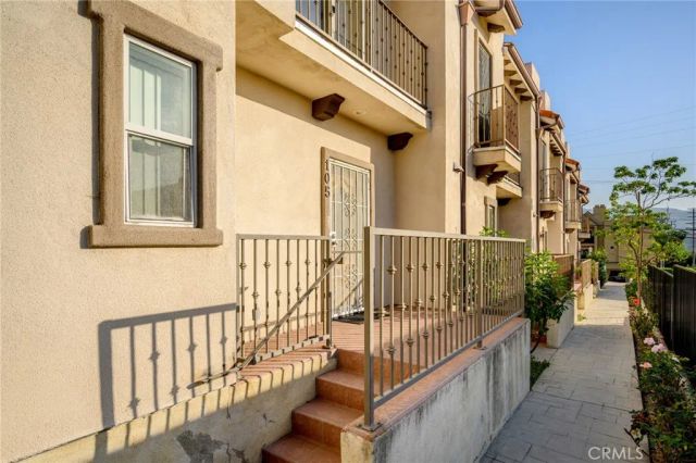 7225 Apperson Street 105, Tujunga, CA 91042