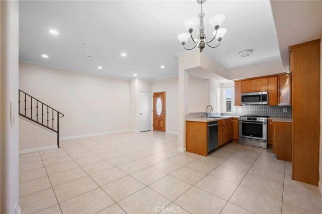7225 Apperson Street 105, Tujunga, CA 91042