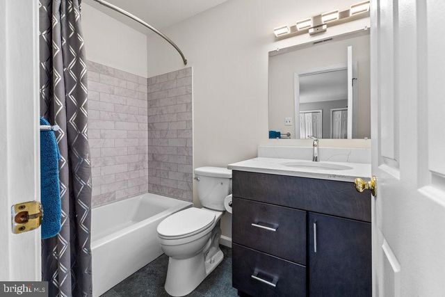 8009 FRONTIER DR, Severn, MD 21144