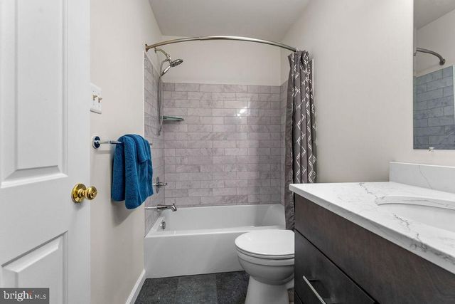 8009 FRONTIER DR, Severn, MD 21144