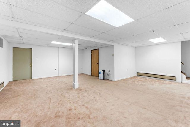 8009 FRONTIER DR, Severn, MD 21144