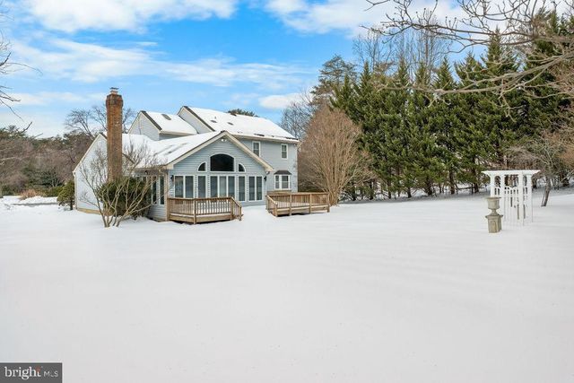 8009 FRONTIER DR, Severn, MD 21144