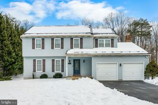 8009 FRONTIER DR, Severn, MD 21144