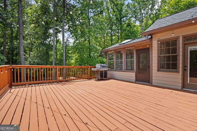 390 Shady River Trace, Roswell, GA 30076