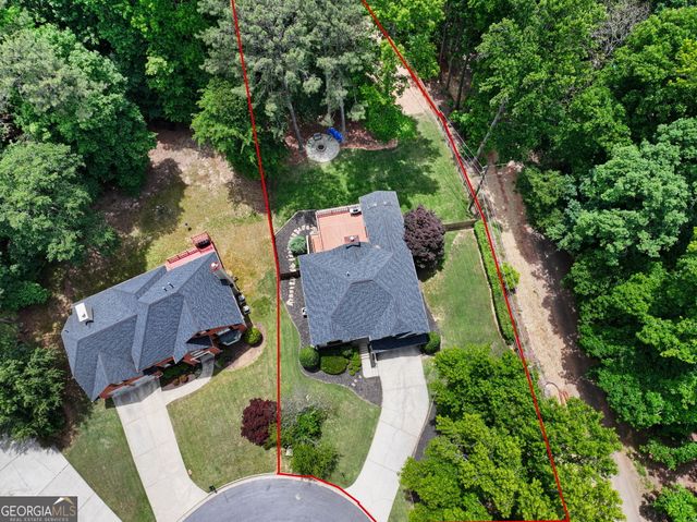 390 Shady River Trace, Roswell, GA 30076