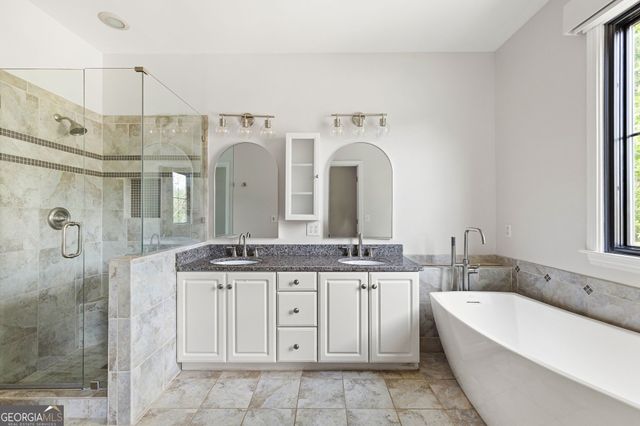 390 Shady River Trace, Roswell, GA 30076