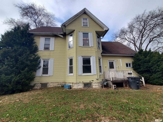 1031 10TH Avenue, Rock Island, IL 61201