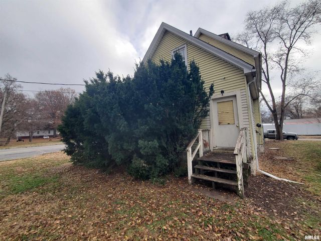 1031 10TH Avenue, Rock Island, IL 61201