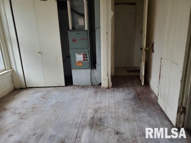 1031 10TH Avenue, Rock Island, IL 61201