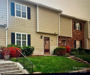 6048 Heath Valley Road, Charlotte, NC 28210