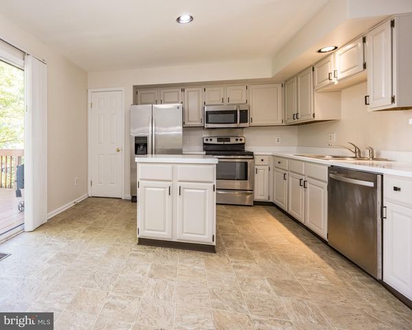 517 CORSICA AVE, Bear, DE 19701