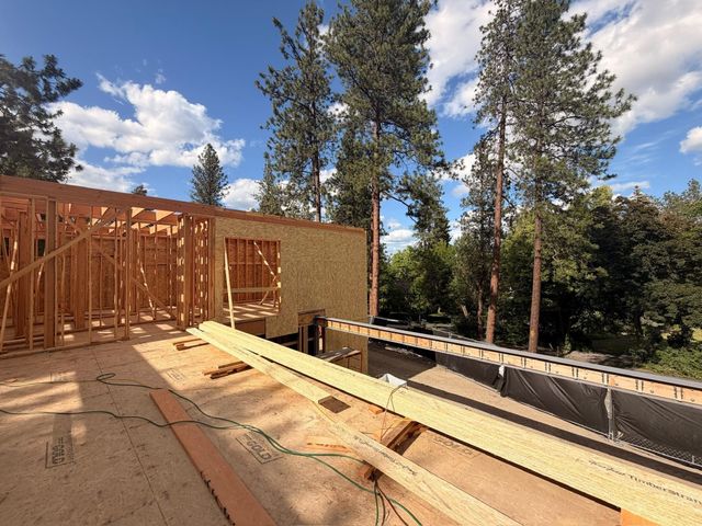 1536 S Upper Terrace Rd, Spokane, WA 99203