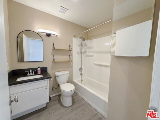 18146 American Beauty Drive 1050, Santa Clarita, CA 91387