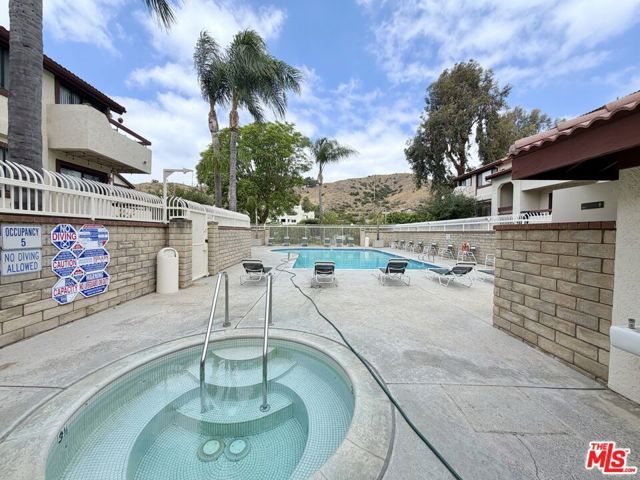 18146 American Beauty Drive 1050, Santa Clarita, CA 91387