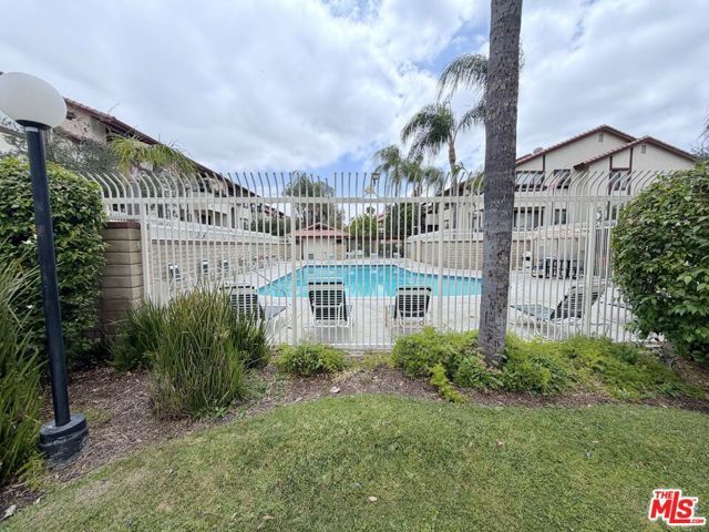 18146 American Beauty Drive 1050, Santa Clarita, CA 91387