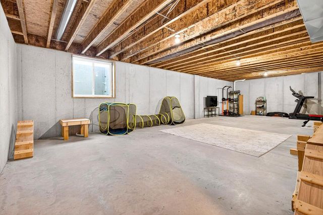 2215 SOFTWIND ROAD, Neenah, WI 54956