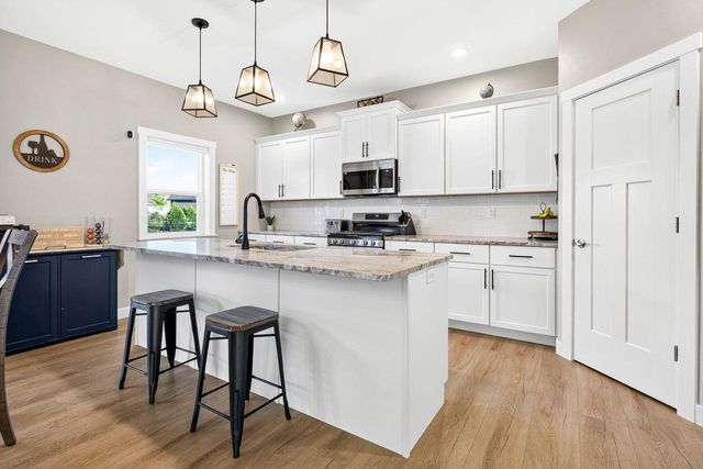 2215 SOFTWIND ROAD, Neenah, WI 54956