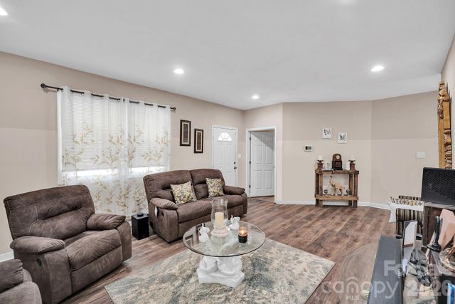 309 S Highland Street, Gastonia, NC 28052