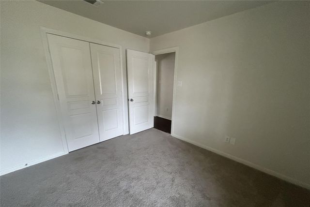 214 N 3rd Street, Sealy, TX 77474