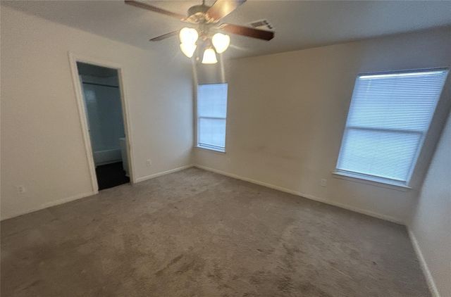 214 N 3rd Street, Sealy, TX 77474