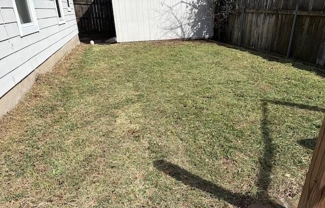 214 N 3rd Street, Sealy, TX 77474