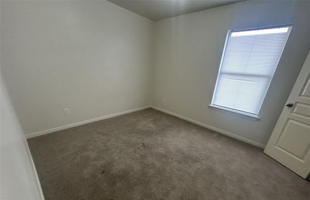 214 N 3rd Street, Sealy, TX 77474