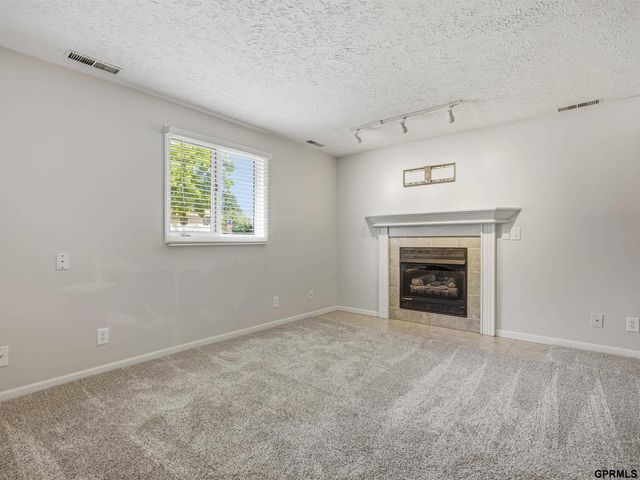 15919 Martha Circle, Omaha, NE 68130