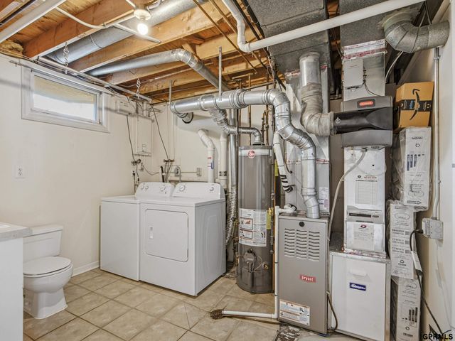 15919 Martha Circle, Omaha, NE 68130