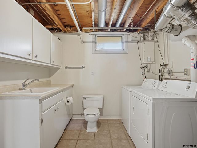 15919 Martha Circle, Omaha, NE 68130