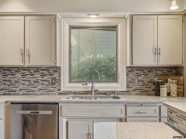 15919 Martha Circle, Omaha, NE 68130