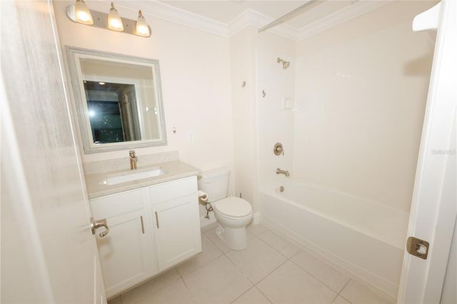 8301 FOSTER DRIVE 8301, Davenport, FL 33896