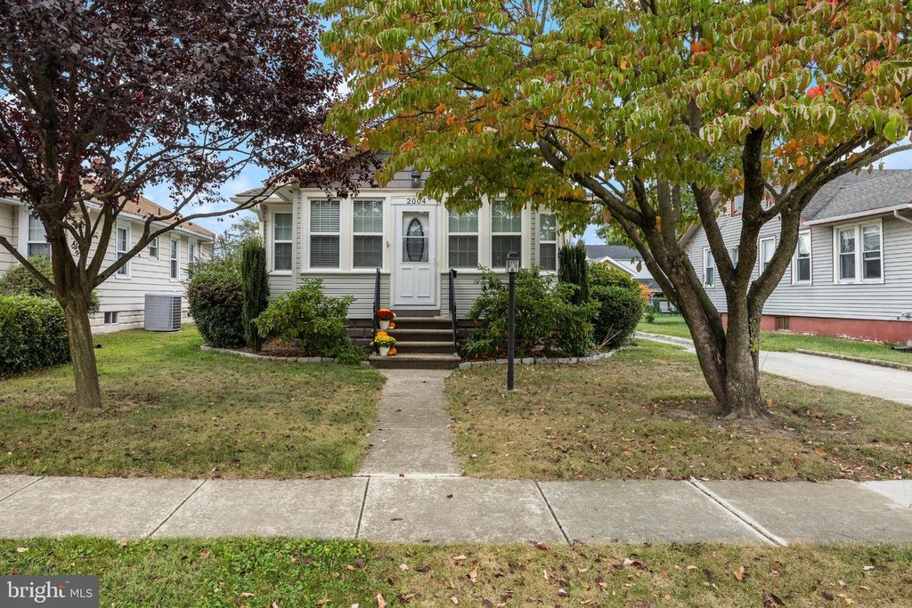 2004 S PARK AVE, Haddon Heights, NJ 08035