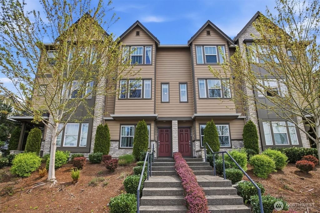 11204 19th Drive SE, Everett, WA 98208