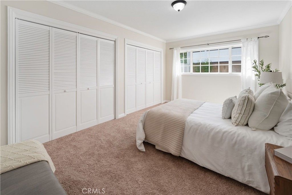 Image 27 of property listing at 23555 Neargate, Newhall, CA 91321