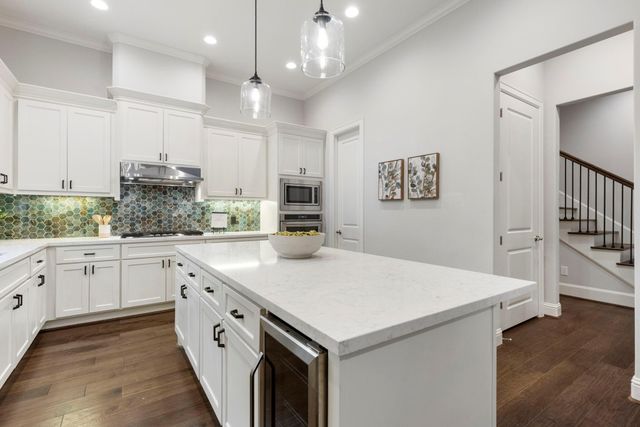123 Hickory Street, Shenandoah, TX 77384