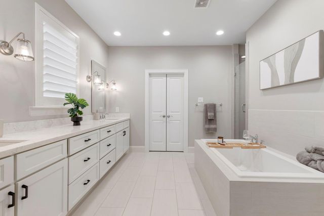 123 Hickory Street, Shenandoah, TX 77384