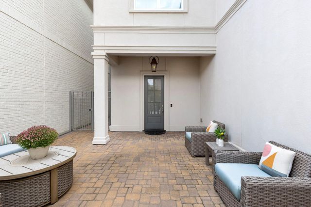 123 Hickory Street, Shenandoah, TX 77384