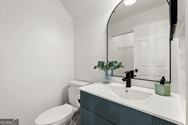 163 Willow Stream Court, Roswell, GA 30076