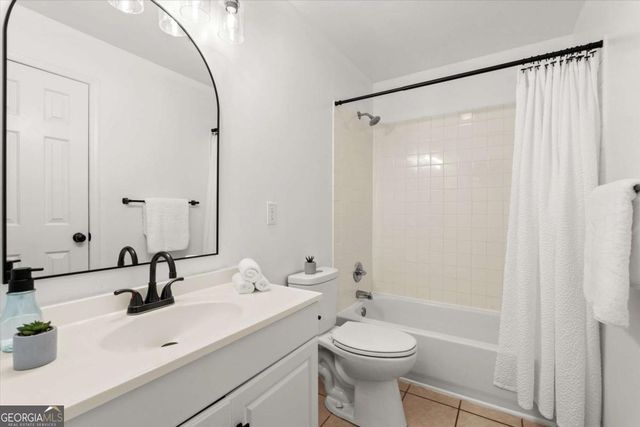 163 Willow Stream Court, Roswell, GA 30076