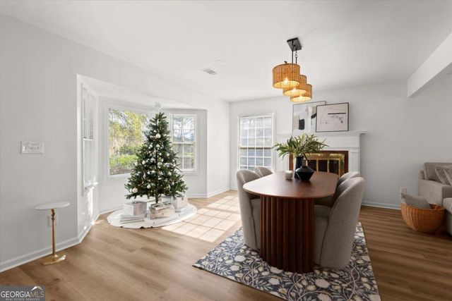 163 Willow Stream Court, Roswell, GA 30076