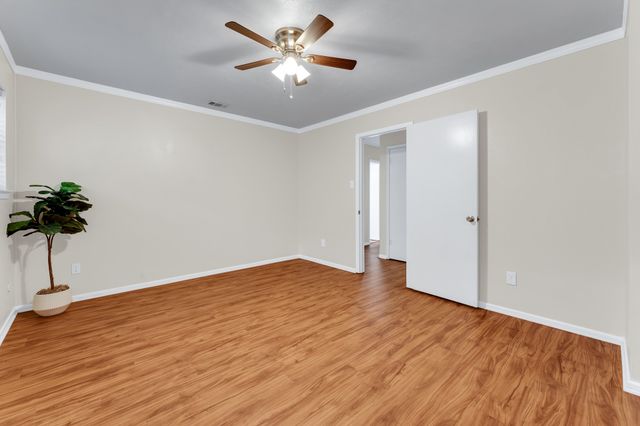 3908 Wildwood, Euless, TX 76040