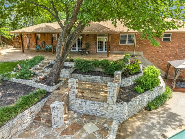 3908 Wildwood, Euless, TX 76040