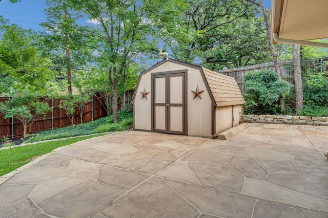 3908 Wildwood, Euless, TX 76040