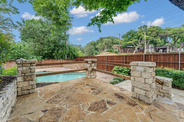 3908 Wildwood, Euless, TX 76040