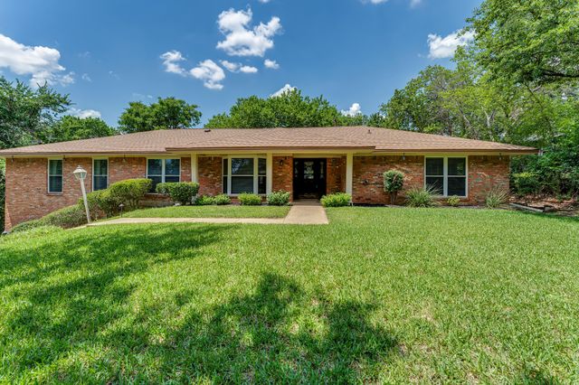 3908 Wildwood, Euless, TX 76040