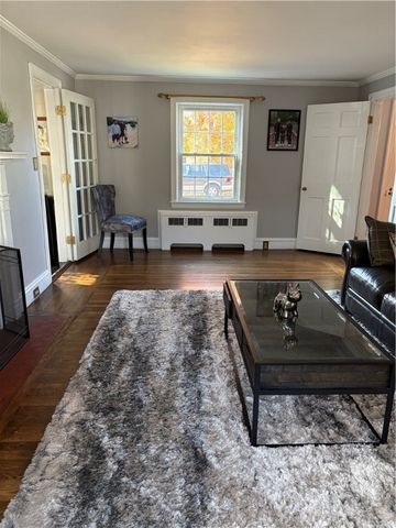 42 Pelham Parkway, North Providence, RI 02911