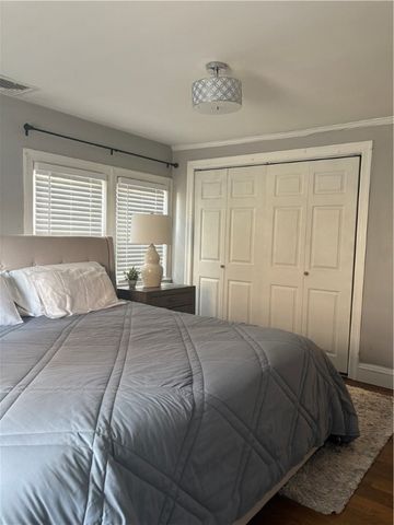 42 Pelham Parkway, North Providence, RI 02911